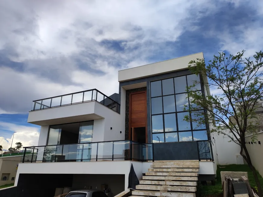 Foto 1 de Casa de Condomínio com 4 Quartos à venda, 283m² em Alphaville, Vespasiano