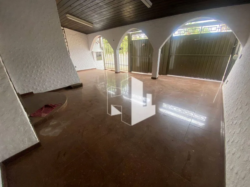 Foto 1 de Casa com 2 Quartos para alugar, 180m² em Chacara Dr. Lopes, Jaú