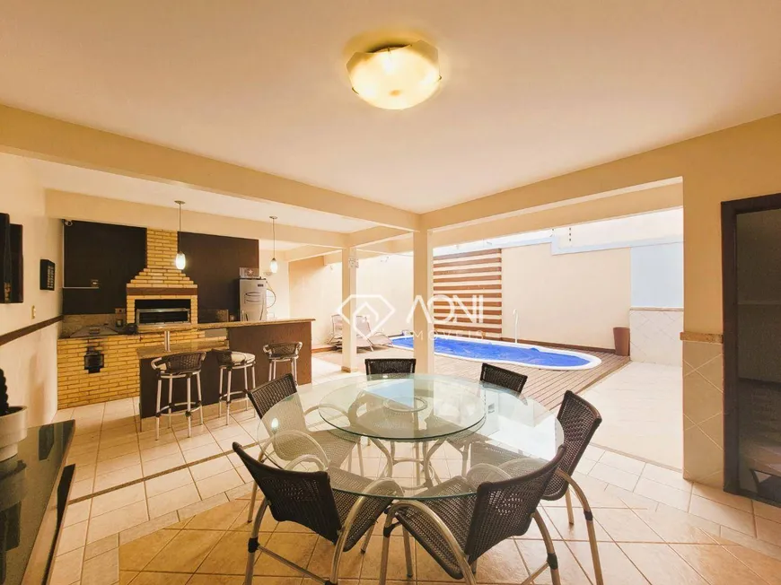 Foto 1 de Casa com 4 Quartos para alugar, 235m² em Praia das Gaivotas, Vila Velha