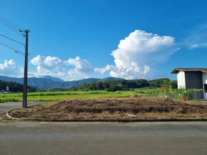 Foto 1 de Lote/Terreno à venda, 406m² em Três Rios do Norte, Jaraguá do Sul