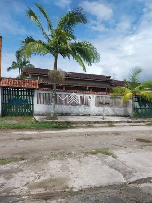 Foto 1 de Casa com 3 Quartos à venda, 131m² em Gaivota Praia, Itanhaém