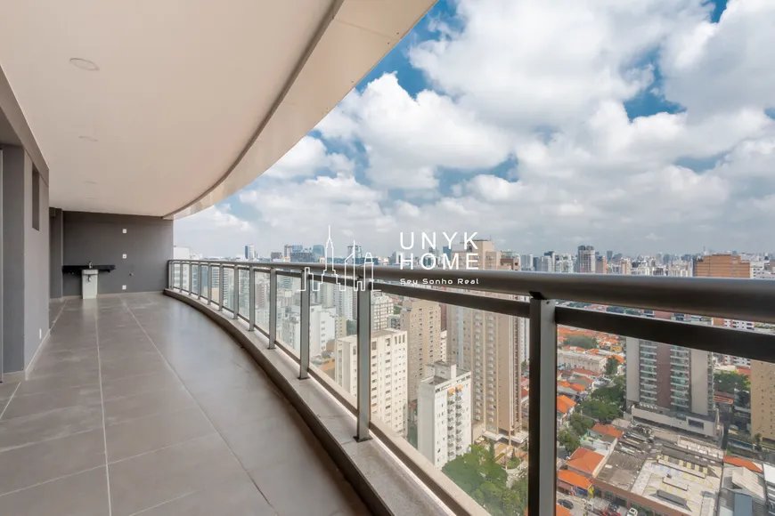 Foto 1 de Apartamento com 2 Quartos à venda, 134m² em Vila Nova Conceição, São Paulo