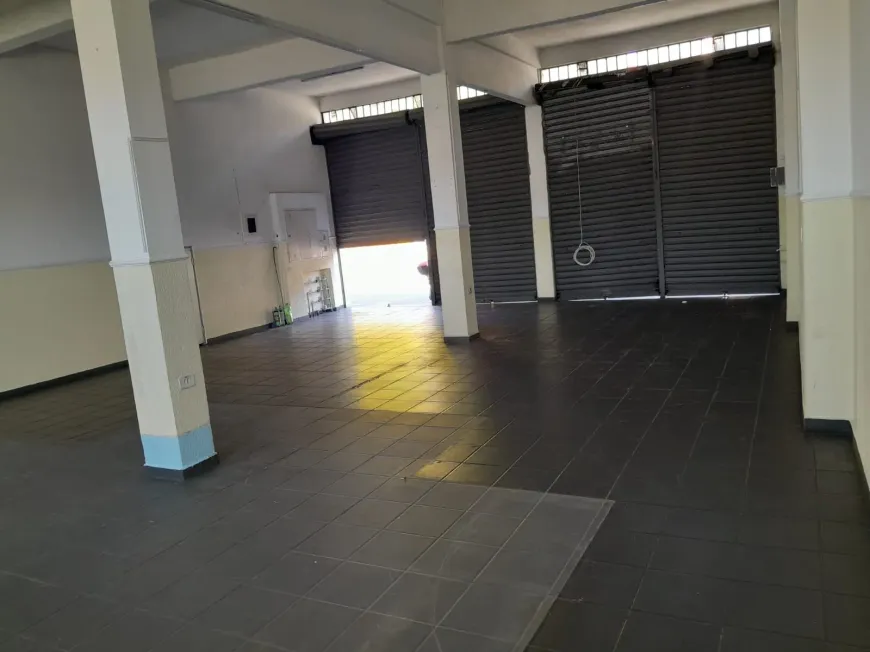 Foto 1 de Galpão/Depósito/Armazém para alugar, 135m² em Cocaia, Guarulhos