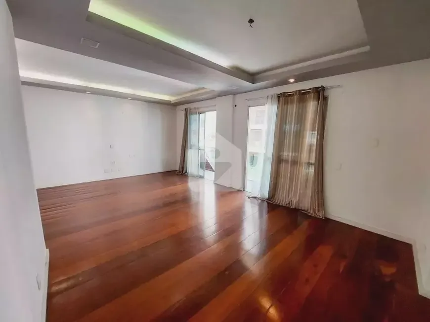 Foto 1 de Apartamento com 3 Quartos à venda, 124m² em Lagoa, Rio de Janeiro