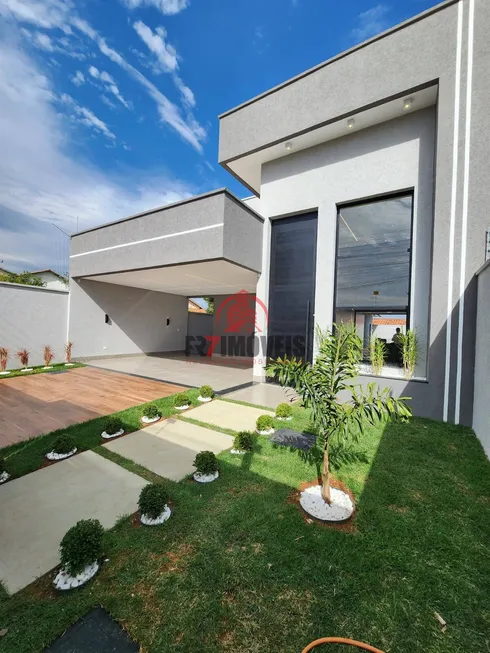 Foto 1 de Casa com 3 Quartos à venda, 176m² em Residencial Recreio Panorama, Goiânia