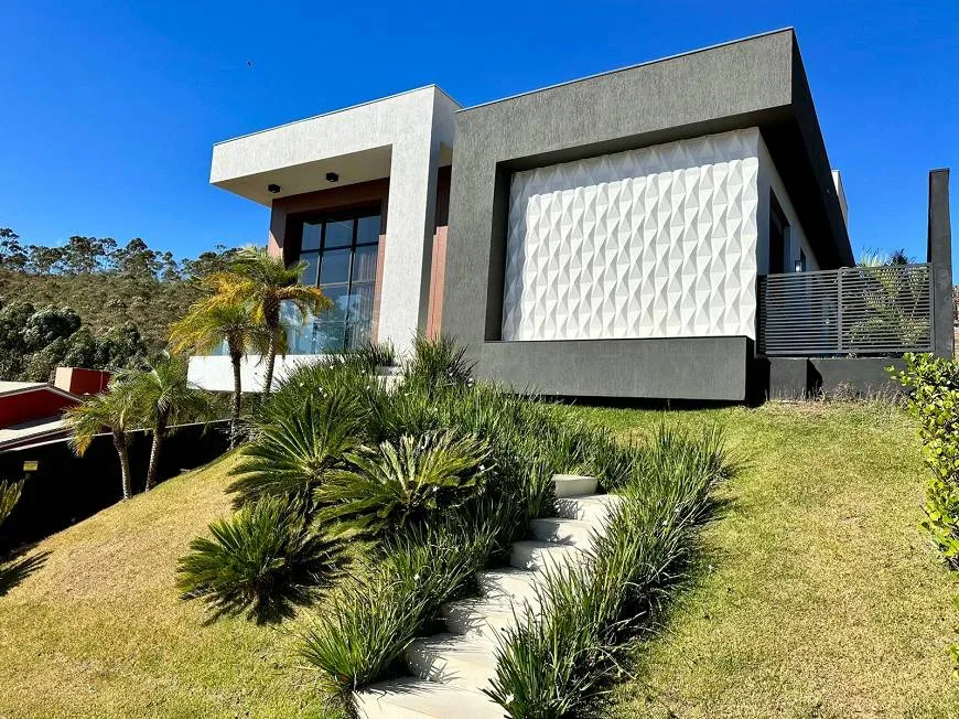 Foto 1 de Casa de Condomínio com 3 Quartos à venda, 215m² em Alphaville Lagoa Dos Ingleses, Nova Lima