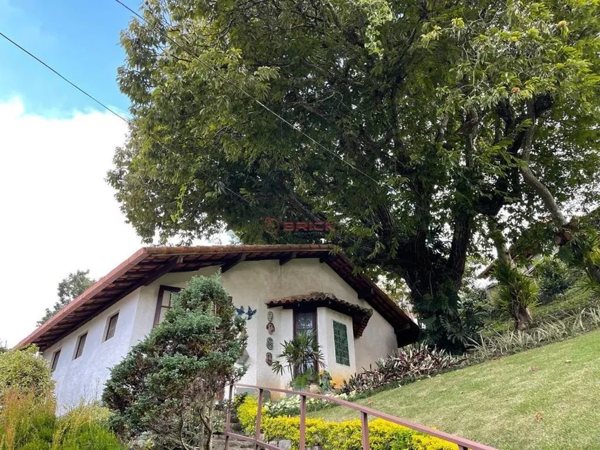 Foto 1 de Casa com 3 Quartos à venda, 215m² em Tijuca, Teresópolis