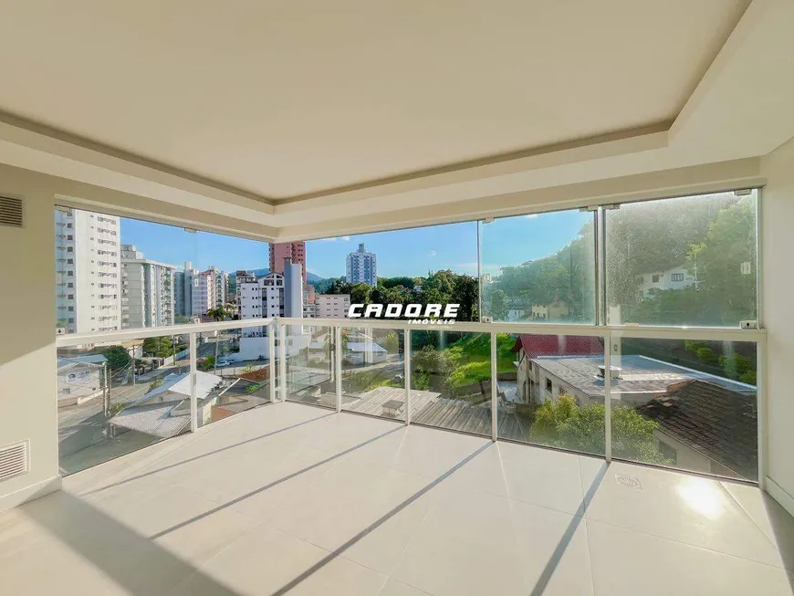 Foto 1 de Apartamento com 3 Quartos à venda, 145m² em Ponta Aguda, Blumenau