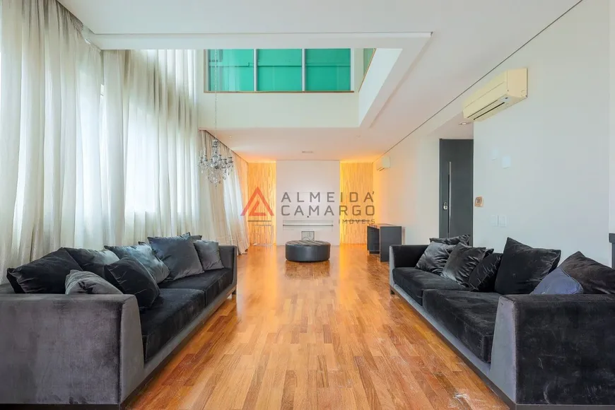 Foto 1 de Apartamento com 4 Quartos para venda ou aluguel, 306m² em Itaim Bibi, São Paulo