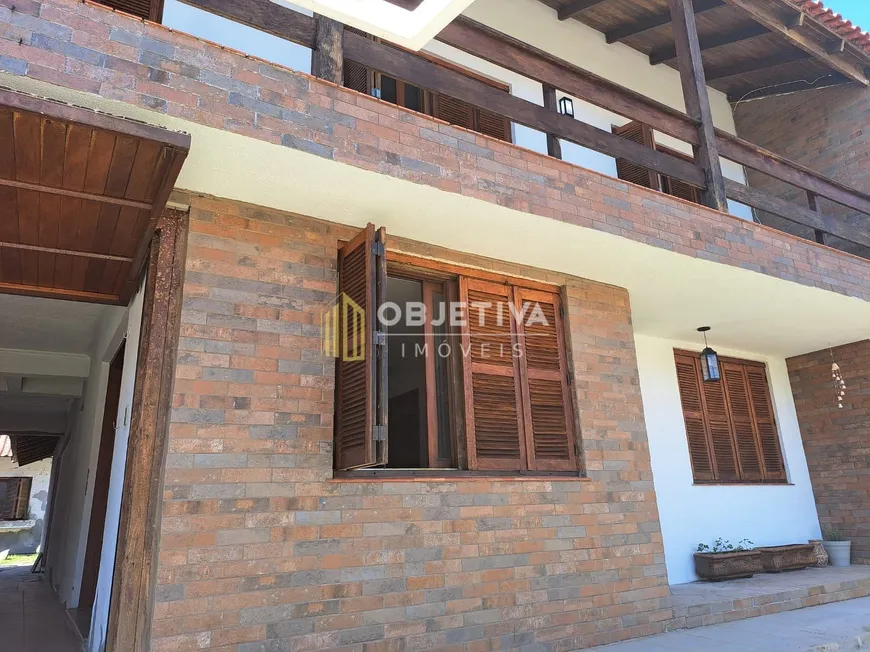 Foto 1 de Casa com 4 Quartos à venda, 338m² em Jardim Itú Sabará, Porto Alegre