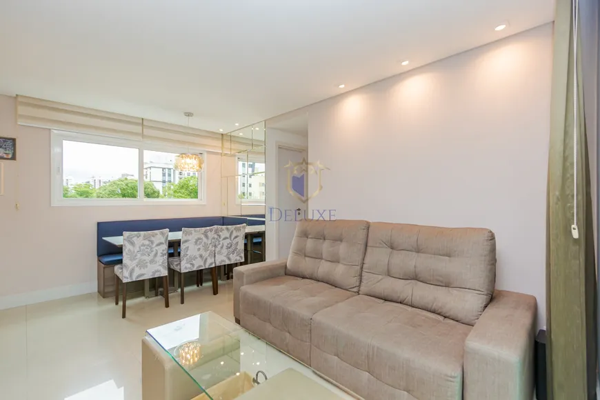 Foto 1 de Apartamento com 2 Quartos à venda, 74m² em Água Verde, Curitiba