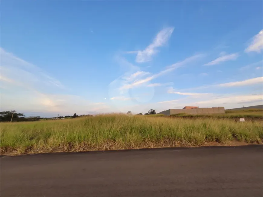 Foto 1 de Lote/Terreno à venda, 1000m² em Loteamento Jardim Vista Alegre, São Carlos