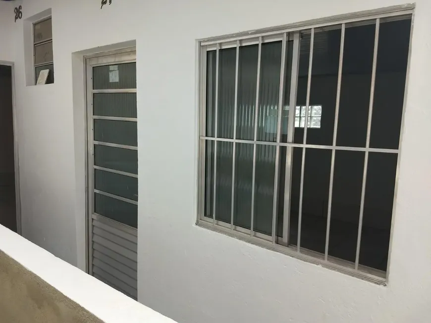 Foto 1 de Kitnet com 1 Quarto para alugar, 22m² em Tanque, Rio de Janeiro