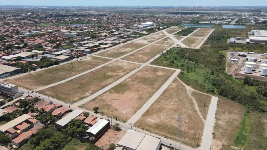 Foto 1 de Lote/Terreno com 1 Quarto para venda ou aluguel, 198m² em Centro, Maracanaú