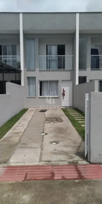 Foto 1 de Sobrado com 2 Quartos à venda, 86m² em Sertao do Maruim, São José