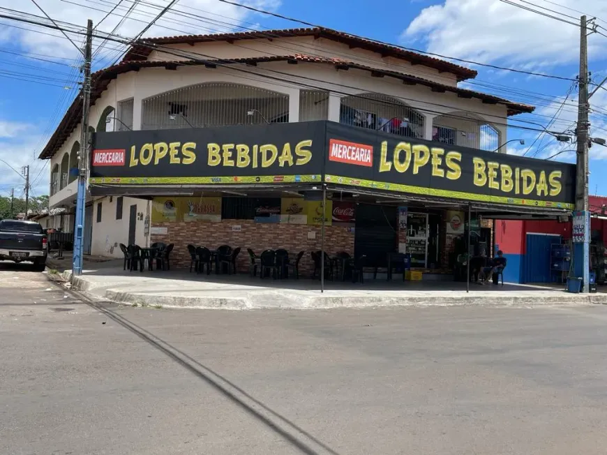 Foto 1 de Sobrado com 8 Quartos à venda, 50m² em Jardim Curitiba, Goiânia