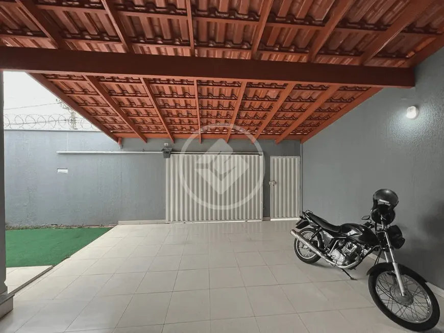 Foto 1 de Casa com 2 Quartos à venda, 250m² em Jardim Europa, Uberlândia