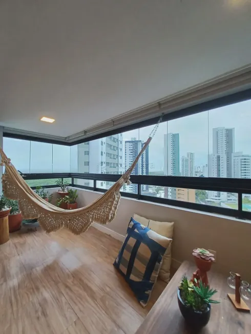 Foto 1 de Apartamento com 3 Quartos à venda, 98m² em Boa Viagem, Recife