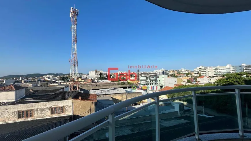 Foto 1 de Apartamento com 2 Quartos à venda, 75m² em Braga, Cabo Frio