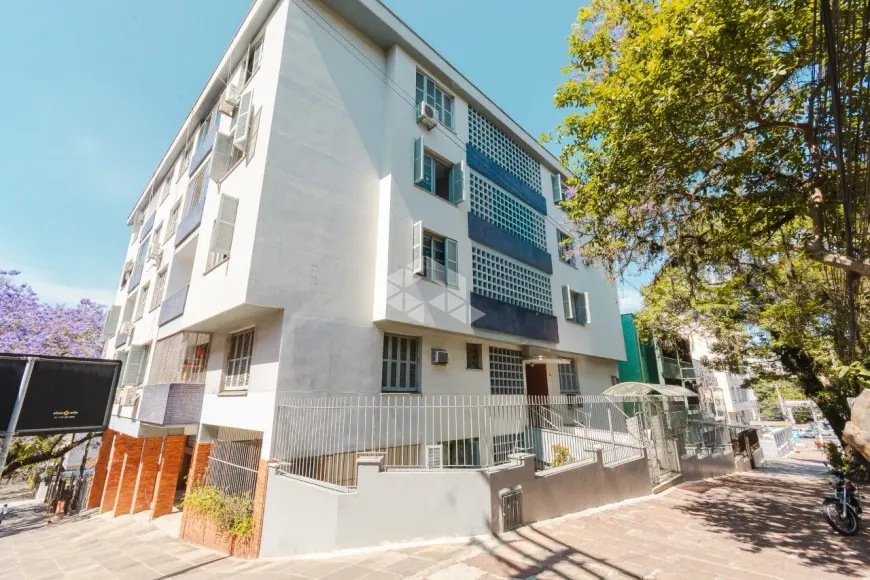 Foto 1 de Apartamento com 2 Quartos à venda, 69m² em Auxiliadora, Porto Alegre