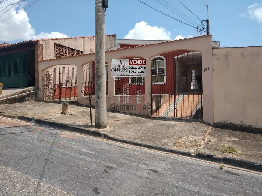 Foto 1 de Casa com 5 Quartos à venda, 180m² em Vila Haro, Sorocaba
