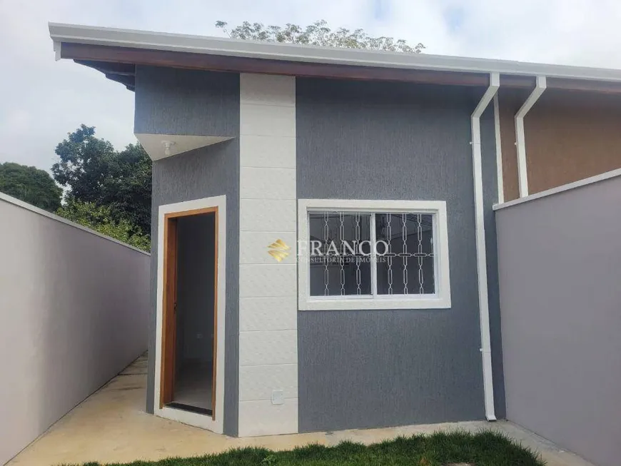 Foto 1 de Casa com 2 Quartos à venda, 70m² em Parque Urupês, Taubaté