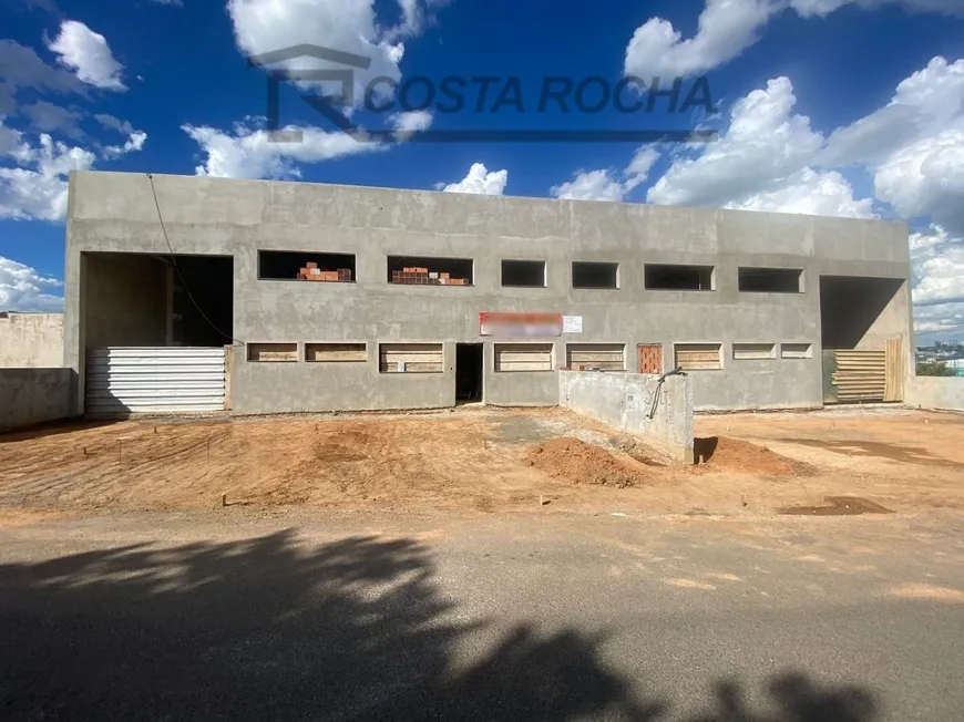 Foto 1 de Galpão/Depósito/Armazém para alugar, 324m² em Julio Ustrito, Salto