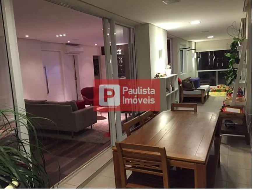 Foto 1 de Apartamento com 4 Quartos à venda, 234m² em Campo Belo, São Paulo