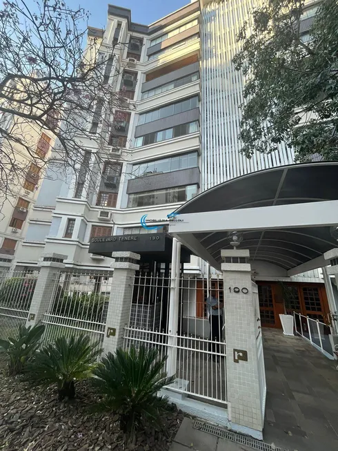 Foto 1 de Apartamento com 4 Quartos à venda, 160m² em Boa Vista, Porto Alegre