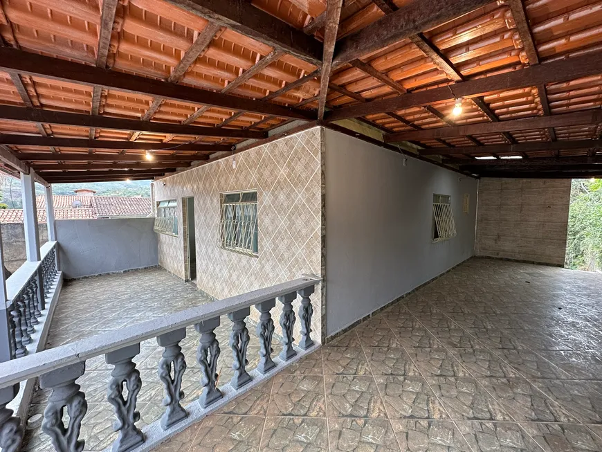 Foto 1 de Casa com 3 Quartos à venda, 200m² em Vale Verde, Mateus Leme