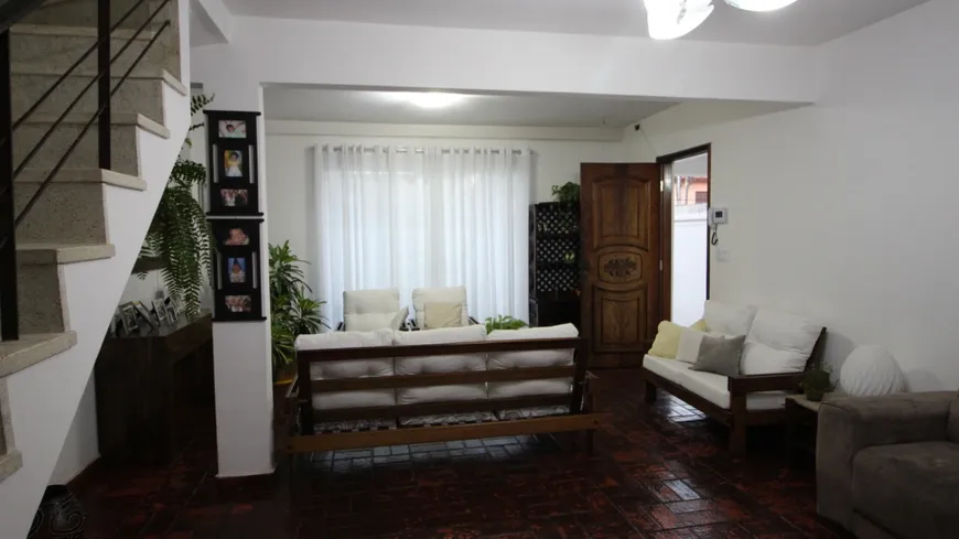 Foto 1 de Sobrado com 4 Quartos à venda, 240m² em Brooklin, São Paulo