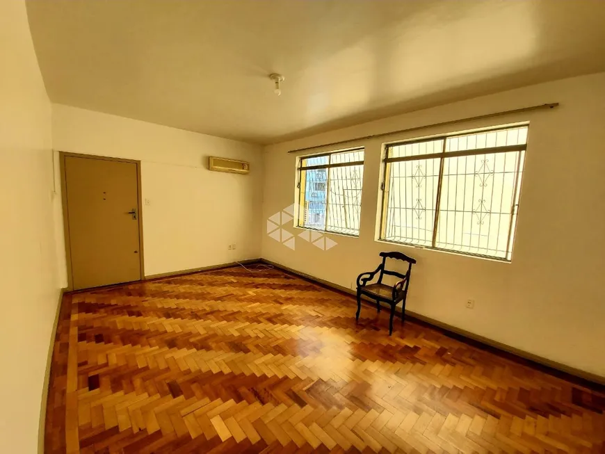 Foto 1 de Apartamento com 5 Quartos à venda, 135m² em Centro, Porto Alegre