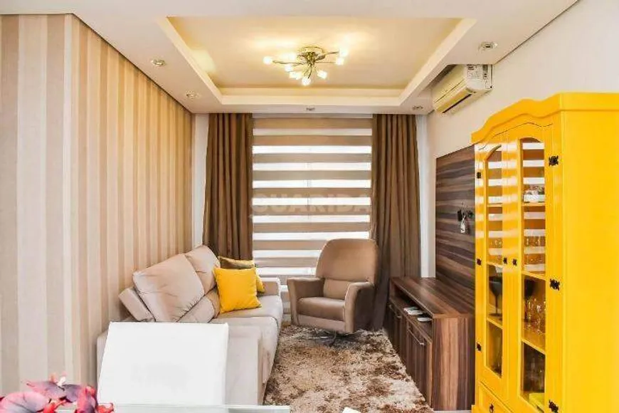 Foto 1 de Apartamento com 3 Quartos para alugar, 72m² em Sarandi, Porto Alegre