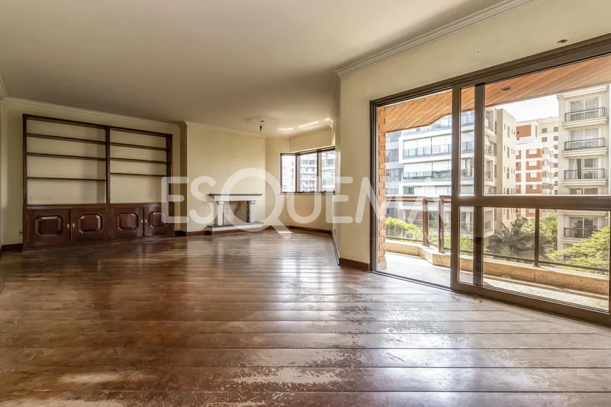 Foto 1 de Apartamento com 3 Quartos à venda, 173m² em Jardim Paulista, São Paulo