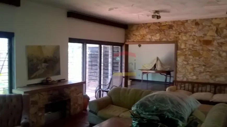 Foto 1 de Casa com 4 Quartos à venda, 680m² em Vila Albertina, São Paulo