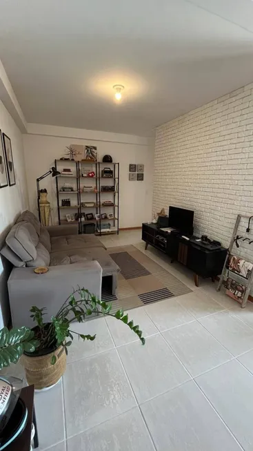 Foto 1 de Apartamento com 2 Quartos à venda, 55m² em Garcia, Salvador