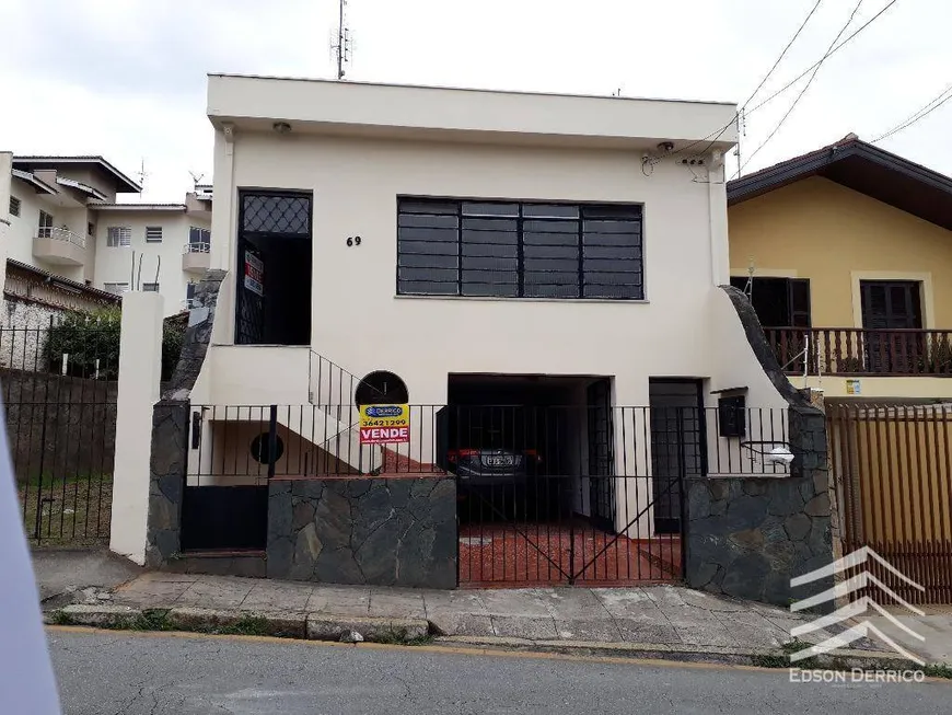 Foto 1 de Sobrado com 2 Quartos à venda, 155m² em Centro, Pindamonhangaba