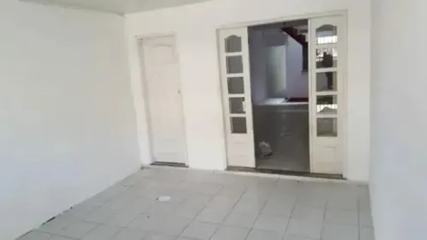 Foto 1 de Casa com 4 Quartos à venda, 150m² em Curió-utinga, Belém