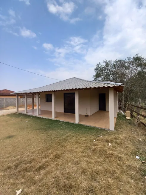 Foto 1 de Fazenda/Sítio com 2 Quartos à venda, 2200m² em Zona Rural, Pedralva