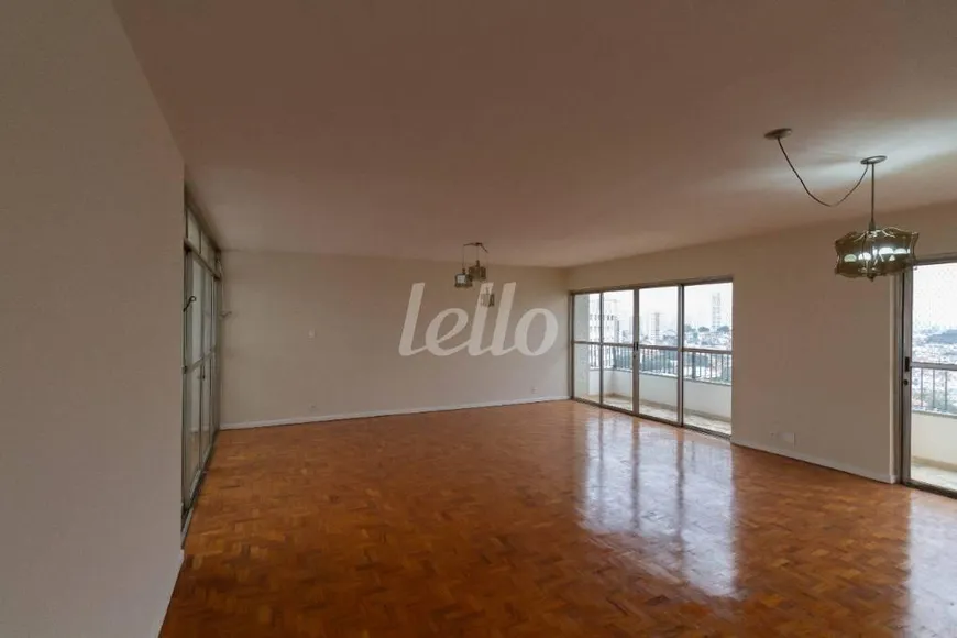 Foto 1 de Apartamento com 3 Quartos para alugar, 216m² em Móoca, São Paulo