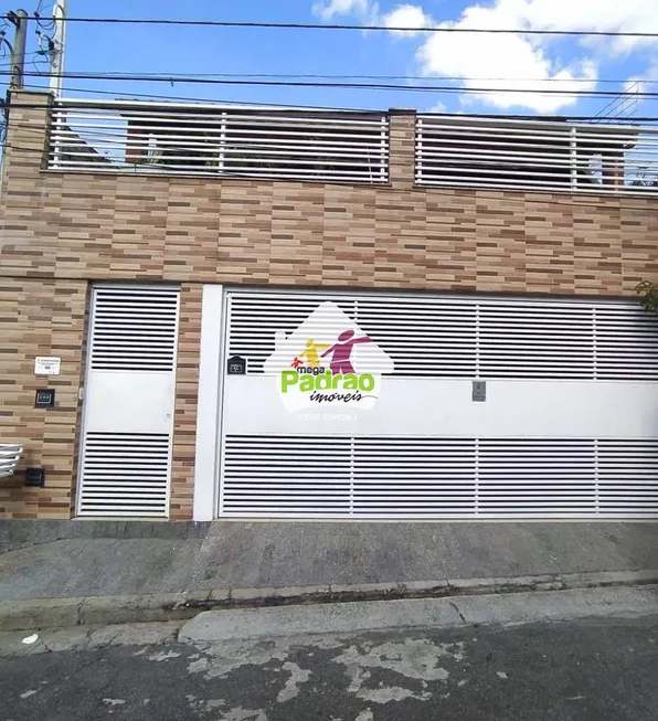 Foto 1 de Sobrado com 3 Quartos à venda, 144m² em Maia, Guarulhos