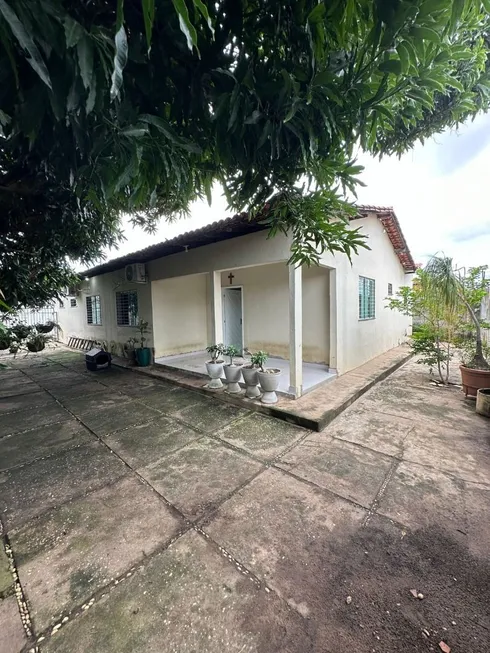 Foto 1 de Casa com 3 Quartos à venda, 180m² em São João, Teresina