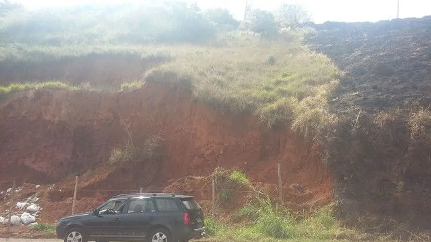 Foto 1 de Lote/Terreno à venda, 300m² em Aeroporto, Juiz de Fora