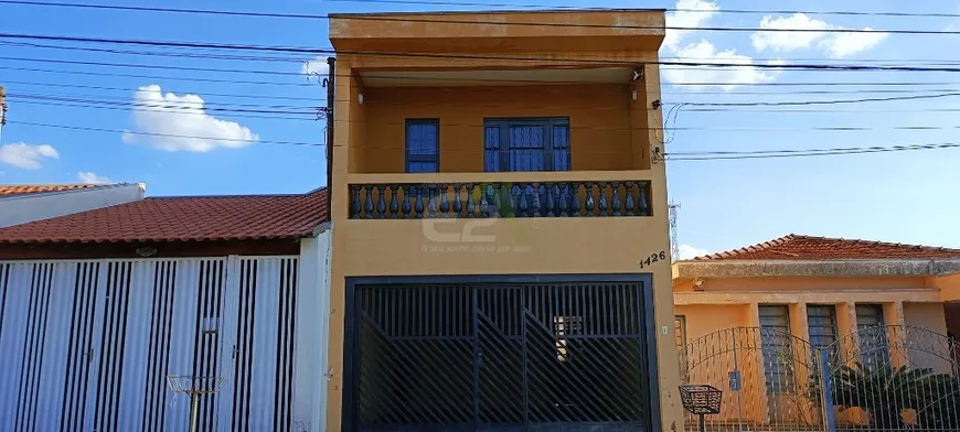 Foto 1 de Sobrado com 3 Quartos à venda, 157m² em Vila Boa Vista 1, São Carlos