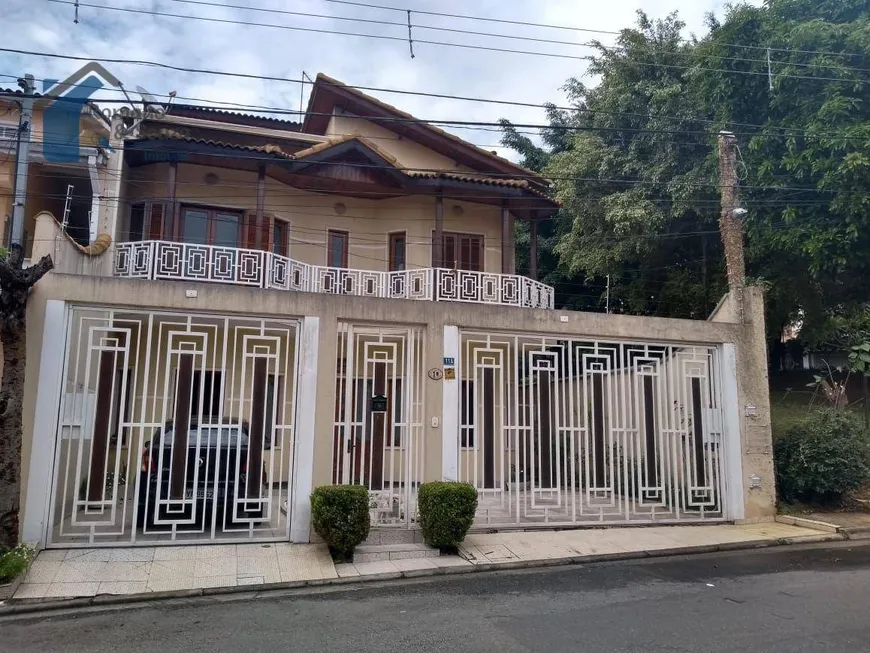 Foto 1 de Sobrado com 3 Quartos à venda, 305m² em Jardim Santa Clara, Guarulhos