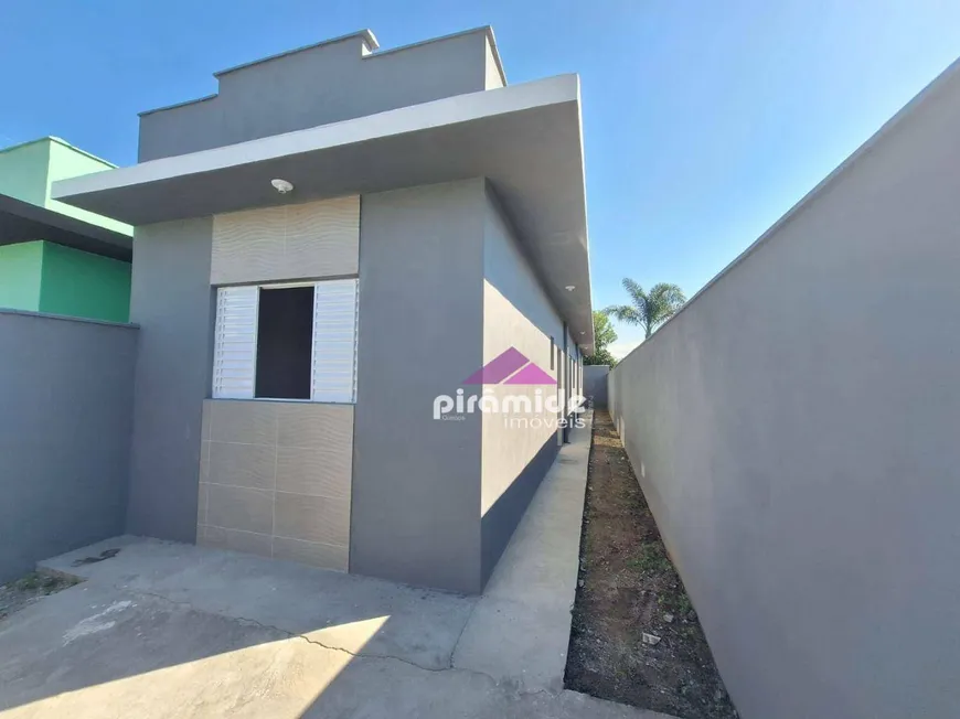 Foto 1 de Casa com 2 Quartos à venda, 68m² em Praia Das Palmeiras, Caraguatatuba