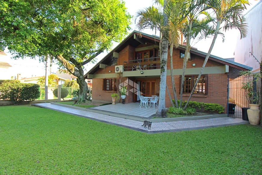 Foto 1 de Casa com 3 Quartos à venda, 309m² em Ipanema, Porto Alegre