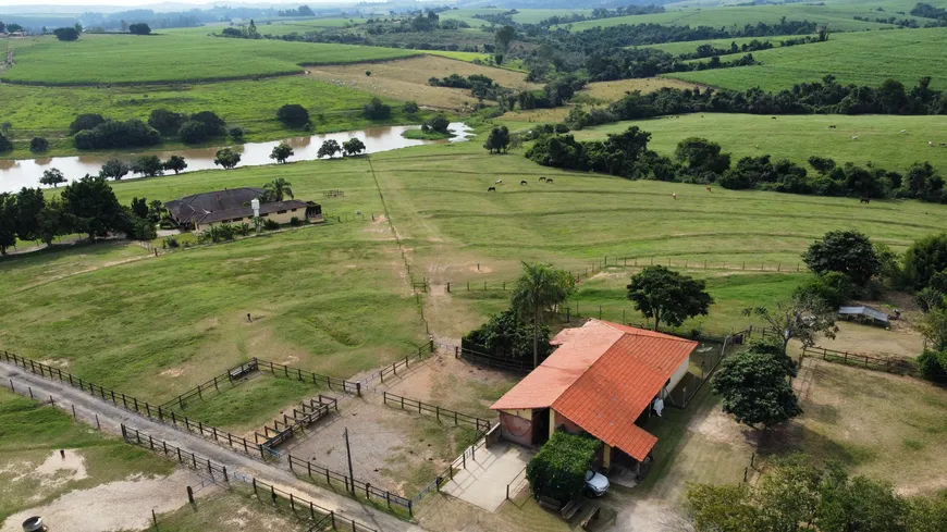 Foto 1 de Fazenda/Sítio à venda, 200000m² em Zona Rural, Tietê