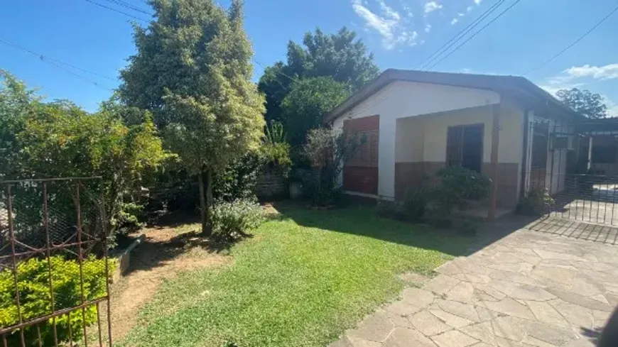 Foto 1 de Casa com 2 Quartos à venda, 80m² em Rubem Berta, Porto Alegre