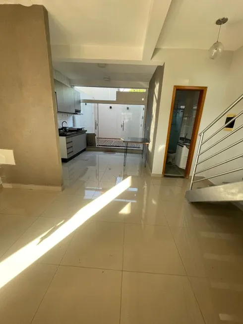 Foto 1 de Casa de Condomínio com 2 Quartos à venda, 91m² em Parque Geórgia, Cuiabá